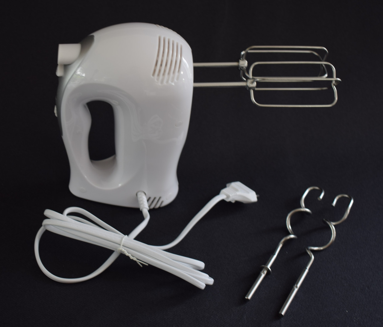 Handmixer / 16 Stufen / beleuchtetes Display